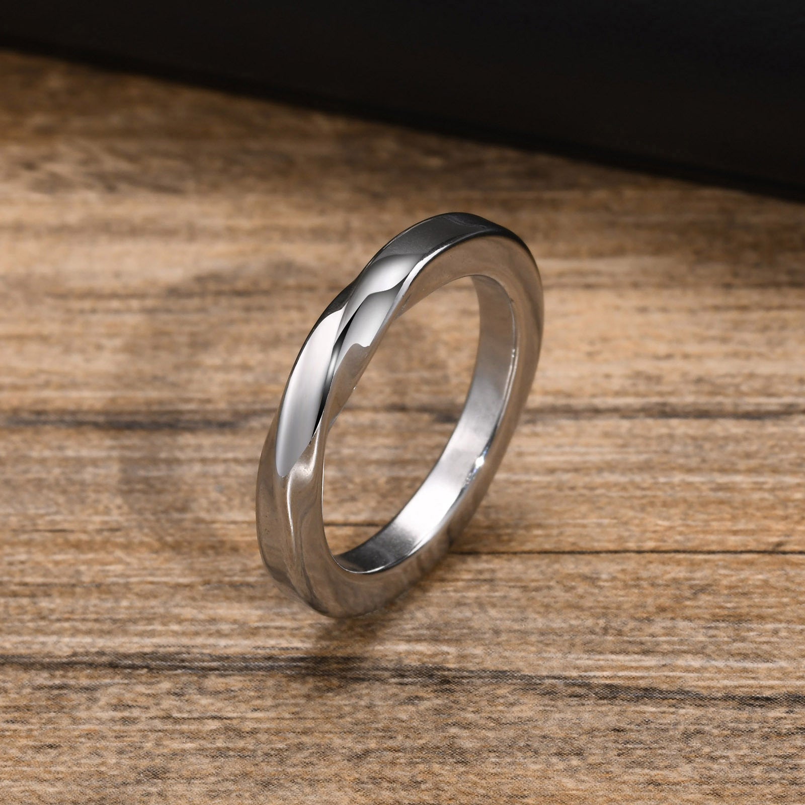 3mm Twist Band Ring Silver