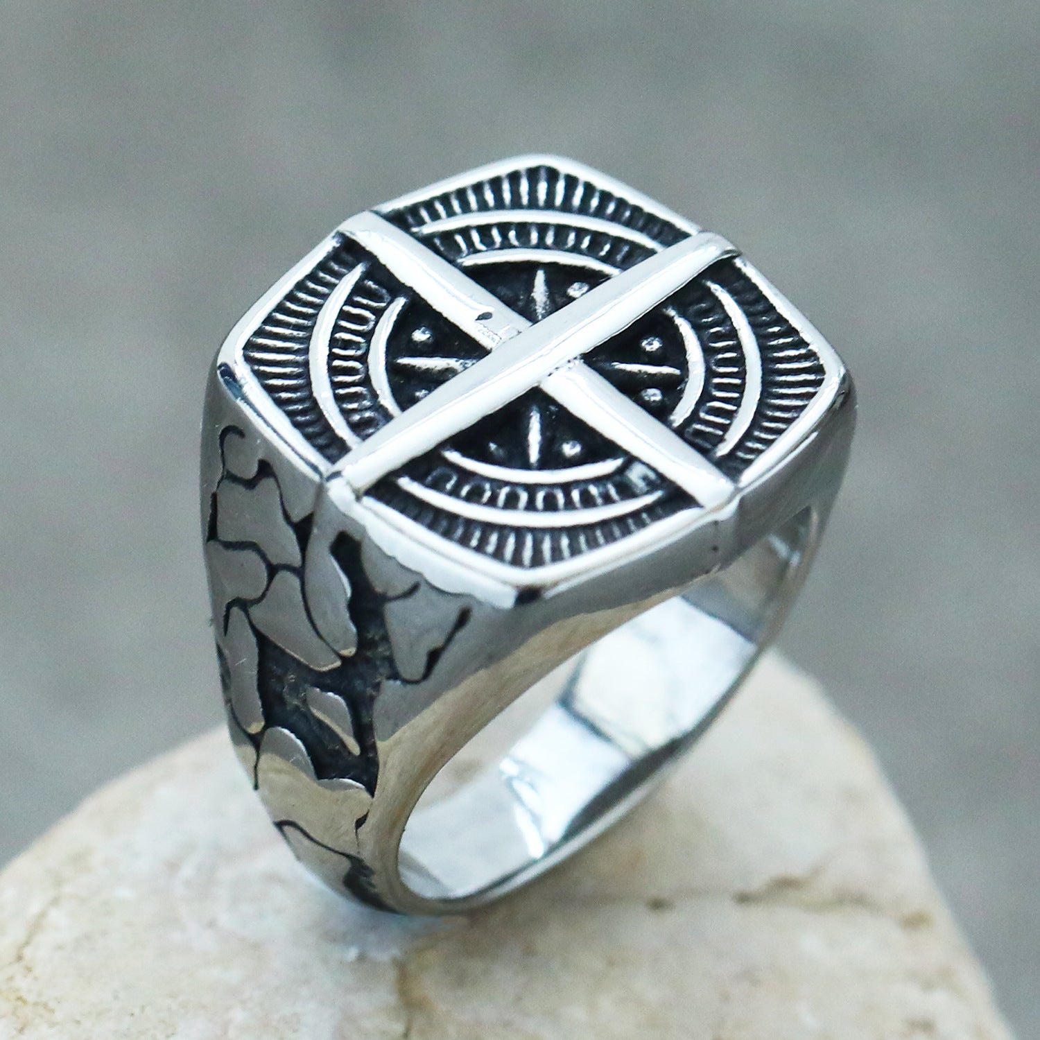 20mm Compass Ring Silver